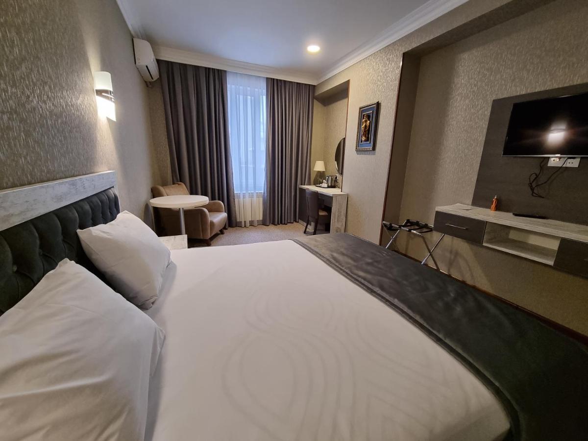 Royal Sapphire Hotel บากู ภายนอก รูปภาพ